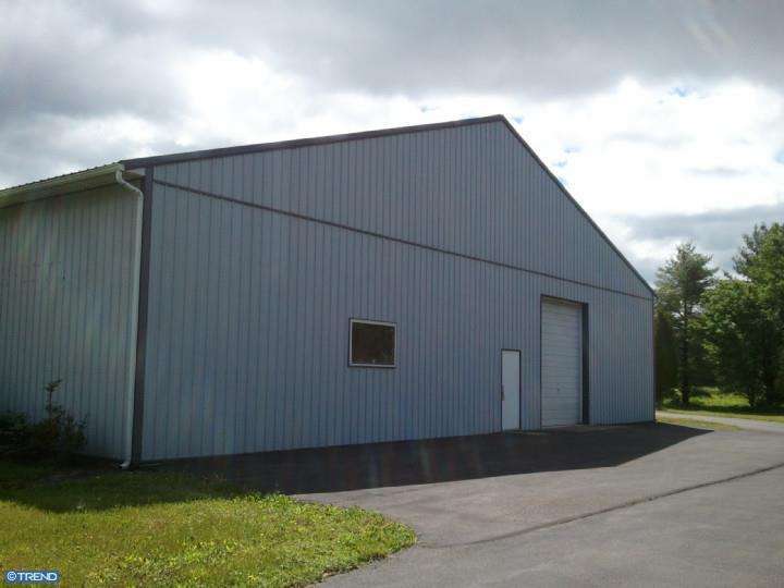 1146 Interchange Rd, Gilbert, PA 18331 photo 1