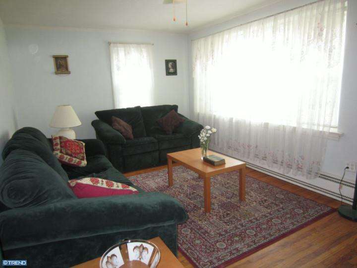 230 E Leamy Ave, Springfield, PA 19064 photo 1
