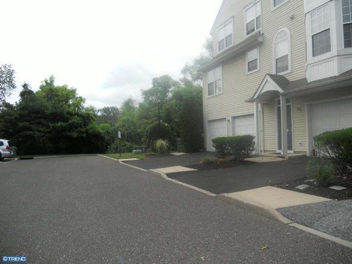 6805 Riverfront Dr, Palmyra, NJ 08065 photo 1