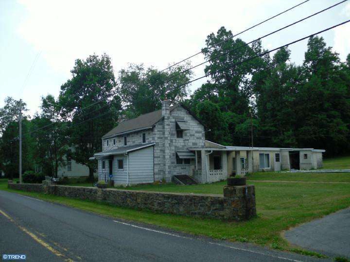 131 Wanner Rd, Reading, PA 19606 photo 1