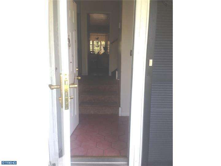 301 Hendrickson Ave, Beverly, NJ 08010 photo 1