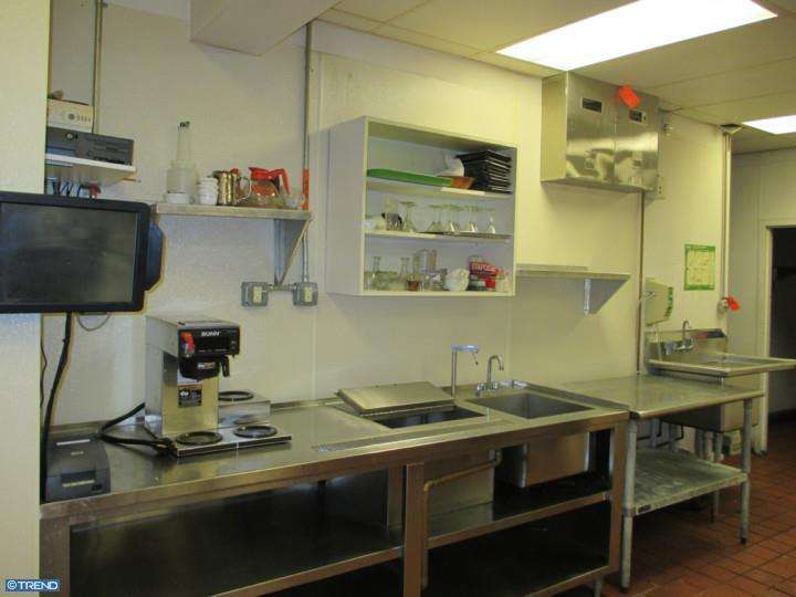 584 Route 38 E, Maple Shade, NJ 08052 photo 9
