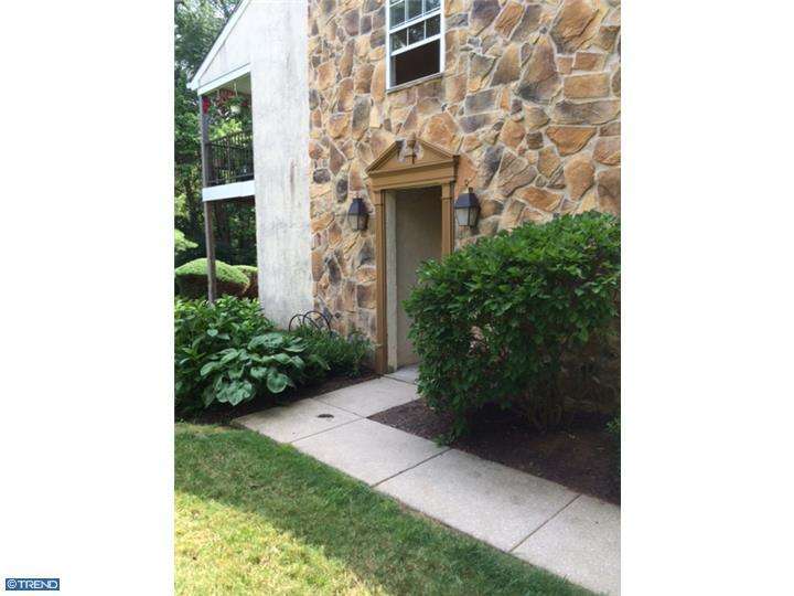 297 Valley Stream Ln, Chesterbrook, PA 19087 photo 1