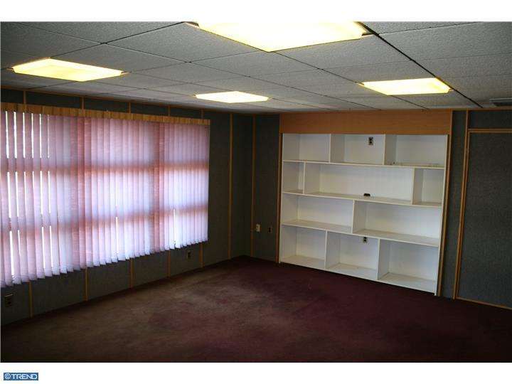 1590 5th St, Trenton, NJ 08638 photo 1