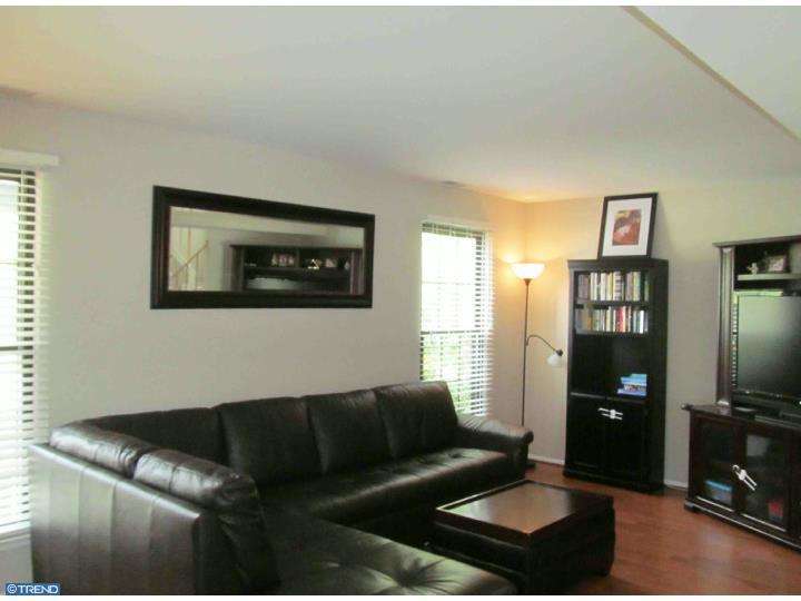2 Garrison Ct, Marlton, NJ 08053 photo 4