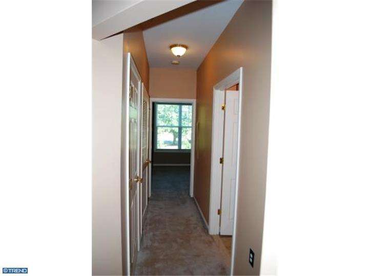 532 Masterson Ct, Ewing, NJ 08618 photo 9