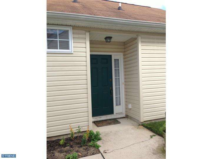 7 Crystal Dr, Beverly, NJ 08010 photo 1