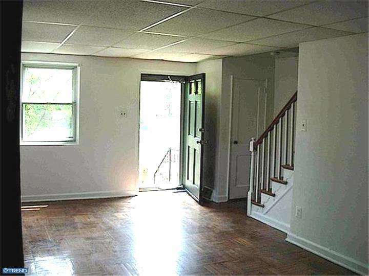 54 Madison Dr, Newark, DE 19711 photo 1