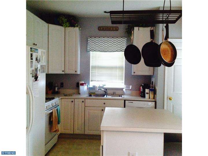 64 Alexis Dr, Newark, DE 19702 photo 1