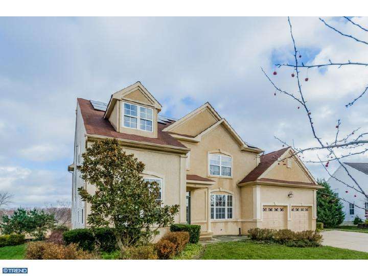 26 Waters Edge Dr, Riverside, NJ 08075 photo 1