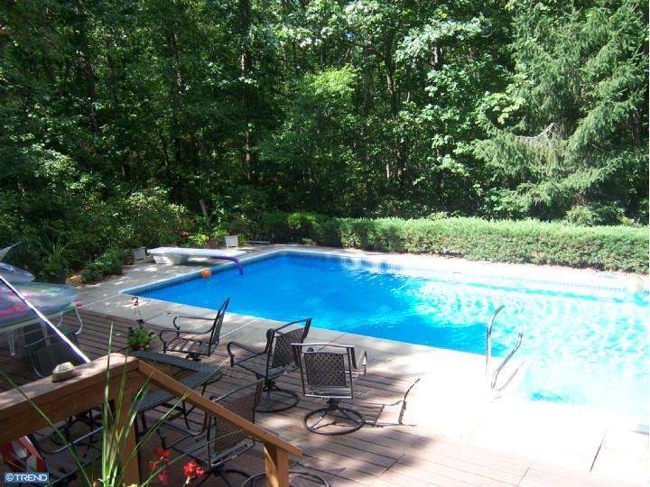 305 White Pine Ct, Vincentown, NJ 08088 photo 1