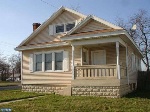 955 Forest St, Dover, DE 19904 photo 1