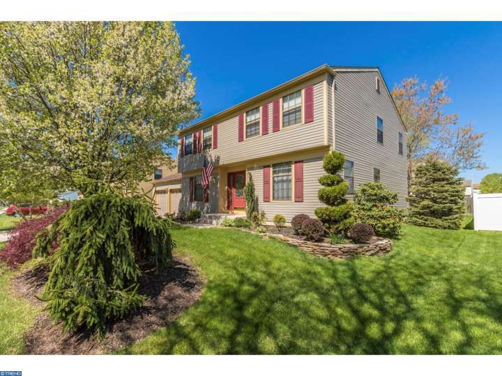 12 Luray Ln, Marlton, NJ 08053 photo 1