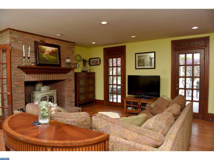 2024 Old York Rd, Burlington, NJ 08016 photo 10
