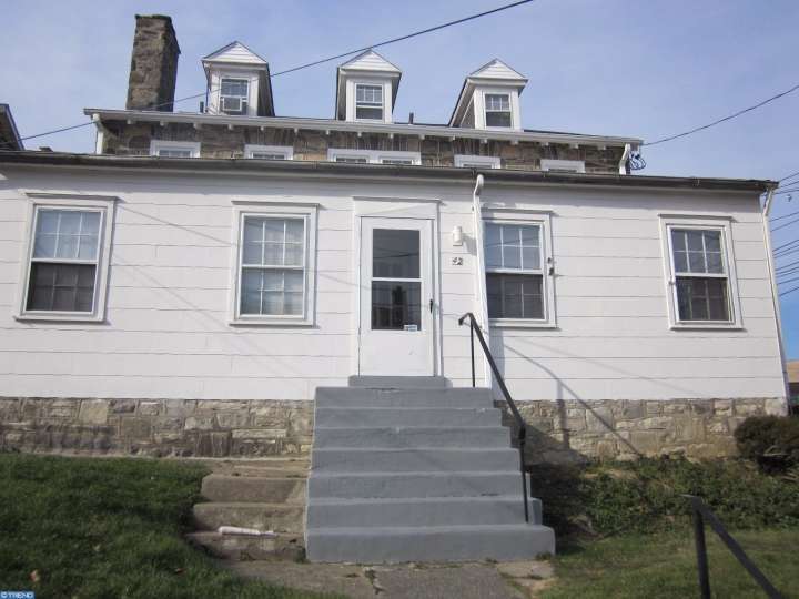 42 Brandon Rd, Upper Darby, PA 19082 photo 1