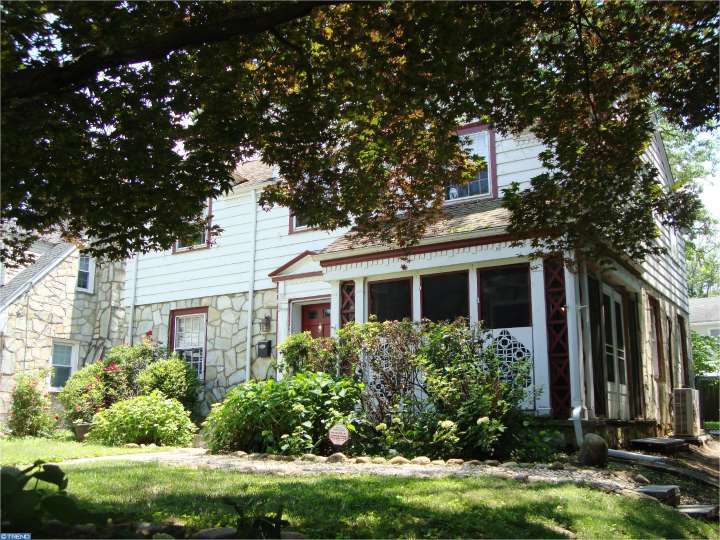 758 Lower Ferry Rd, Trenton, NJ 08628 photo 1
