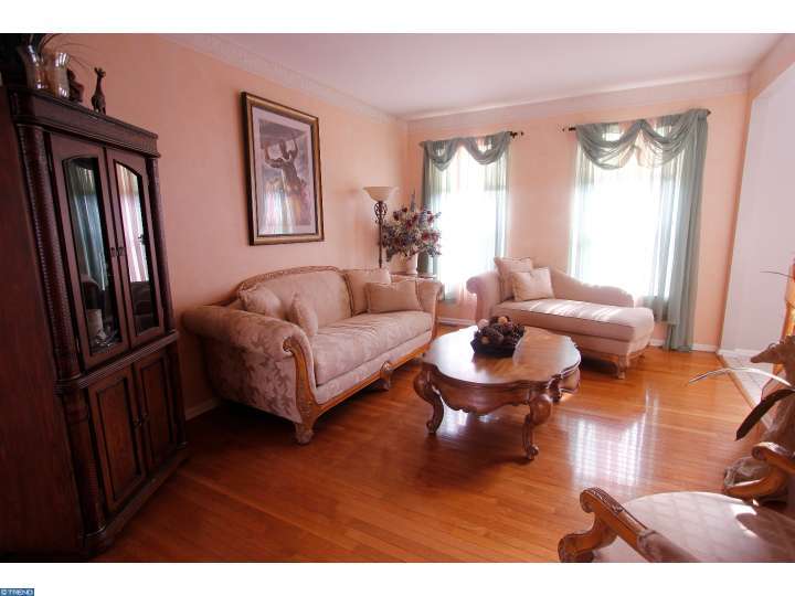 2 Pheasant Ct, Columbus, NJ 08022 photo 1