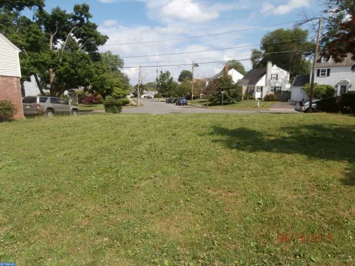 129 Glendale Dr, Trenton, NJ 08618 photo 1