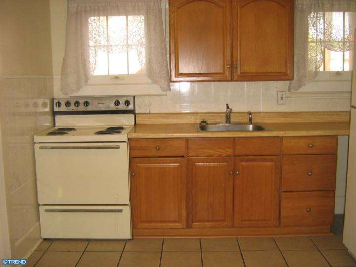 502 Broad St, Riverton, NJ 08077 photo 1