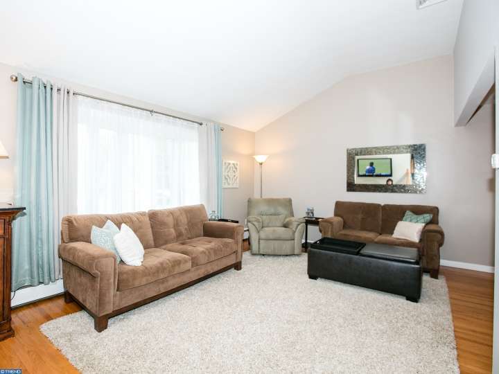 206 9th Ave, Haddon Heights, NJ 08035 photo 1