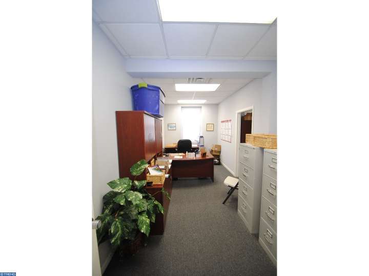 340 W Broad St, Burlington, NJ 08016 photo 2