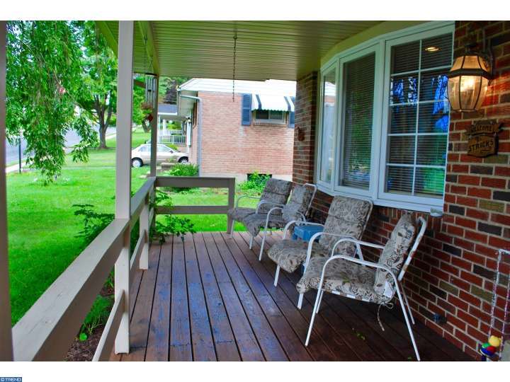 56 Wesleyan Dr, Reading, PA 19607 photo 1