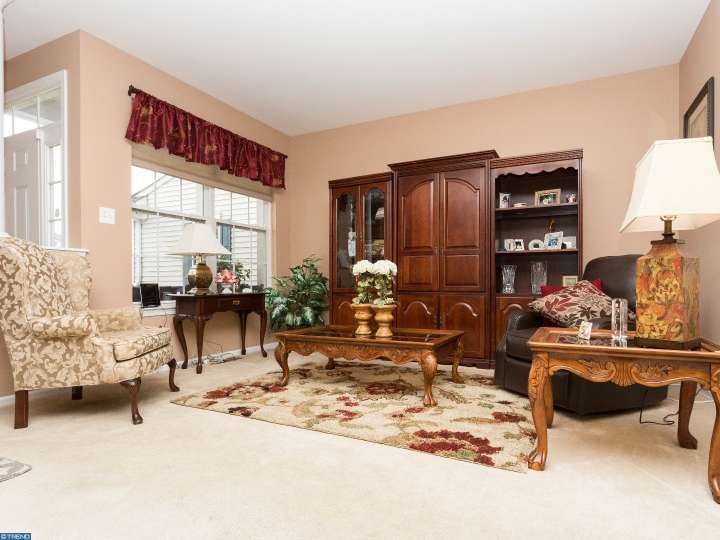 52 Compass Cir, Mount Laurel, NJ 08054 photo 1