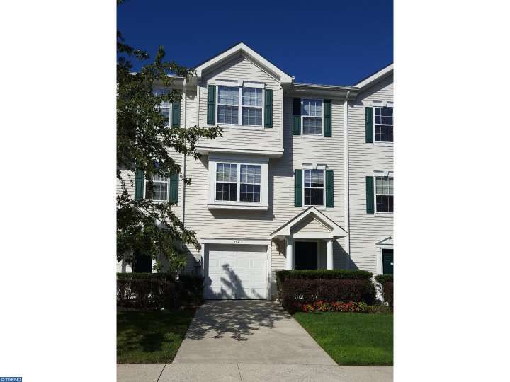 154 Castleton Rd, Riverside, NJ 08075 photo 1