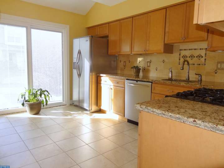78 Biddle Way, Mount Laurel, NJ 08054 photo 1