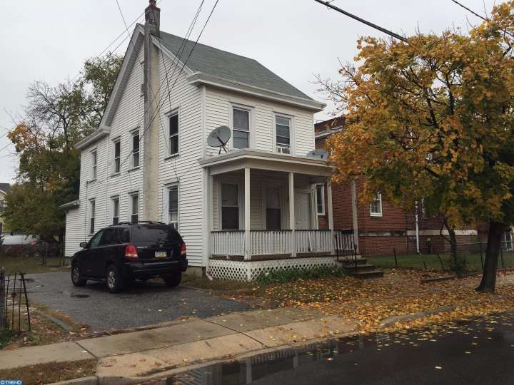 53 E Hancock St, Riverside, NJ 08075 photo 1