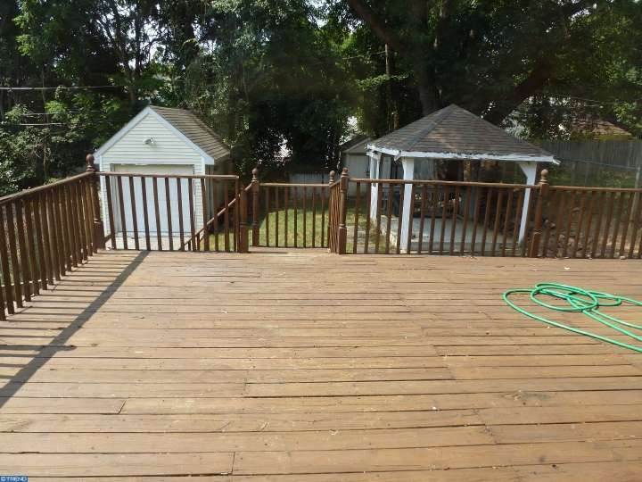 18 S Fairview Ave, Upper Darby, PA 19082 photo 1