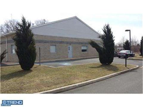 125 Commerce Ave, Ewing, NJ 08638 photo 1