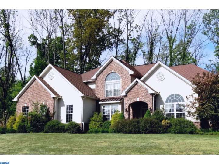 101 Ellsworth Dr, Sinking Spring, PA 19608 photo 1