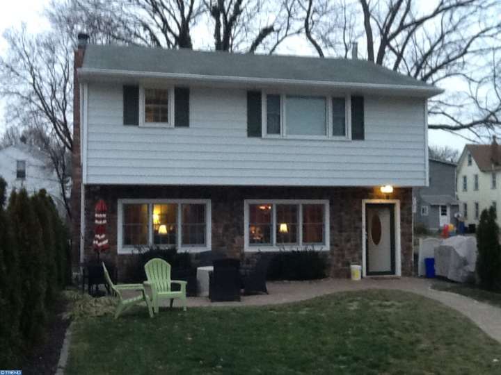 126 Delaware Ave, Riverside, NJ 08075 photo 1