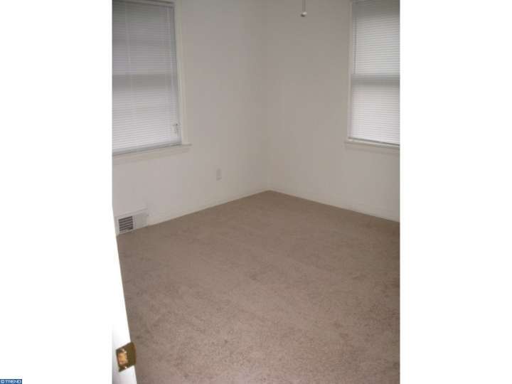 807 Evesham Rd, Glendora, NJ 08029 photo 6