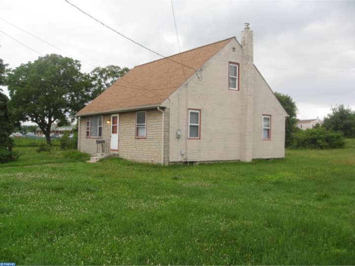 807 Evesham Rd, Glendora, NJ 08029 photo 2