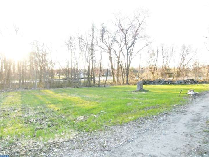 227 Chapman Rd, Newark, DE 19702 photo 1