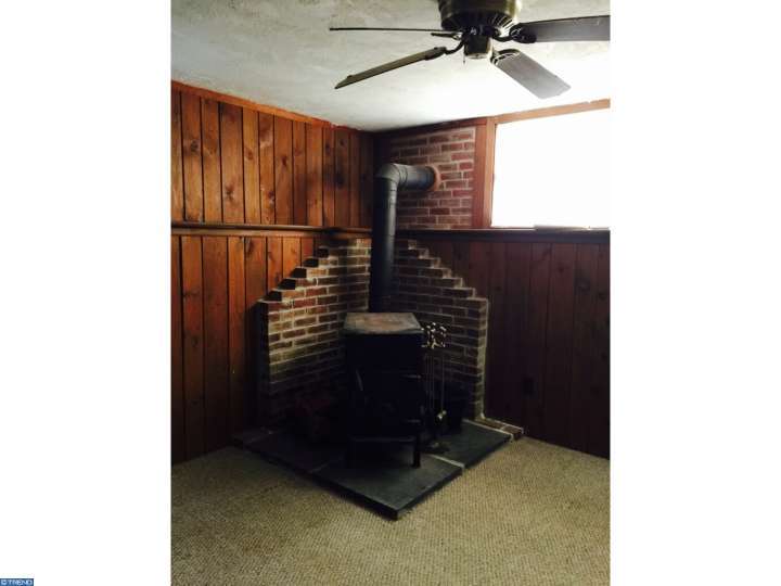 419 Longfield Rd, Newark, DE 19713 photo 2