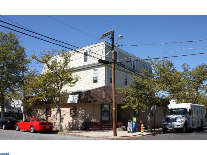 430 Taylor St, Riverside, NJ 08075 photo 1