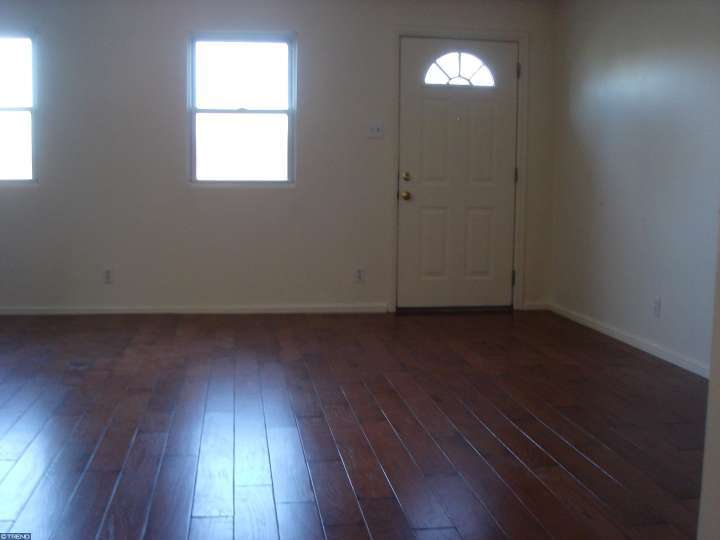 560 S 69th St, Upper Darby, PA 19082 photo 6