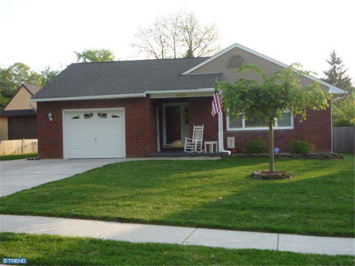 430 E Laurelton Ave, Maple Shade, NJ 08052 photo 1