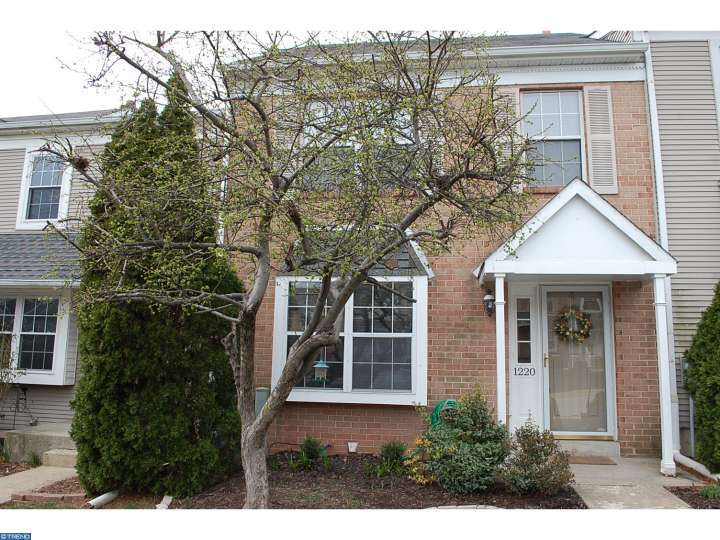 1220 Windmill Cir, Norristown, PA 19403 photo 1