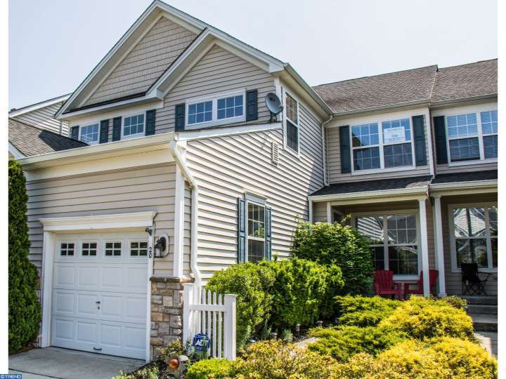 20 Compass Cir, Mount Laurel, NJ 08054 photo 1