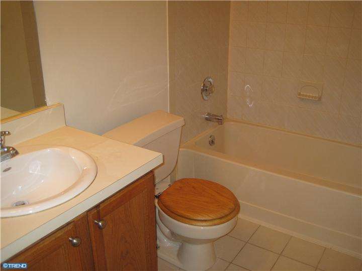 397 Silvia St, Ewing, NJ 08628 photo 10