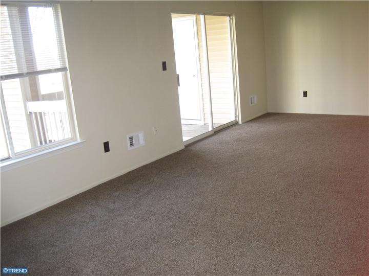 397 Silvia St, Ewing, NJ 08628 photo 3