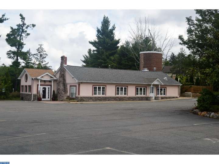 938 Bear Tavern Rd, Ewing, NJ 08628 photo 1