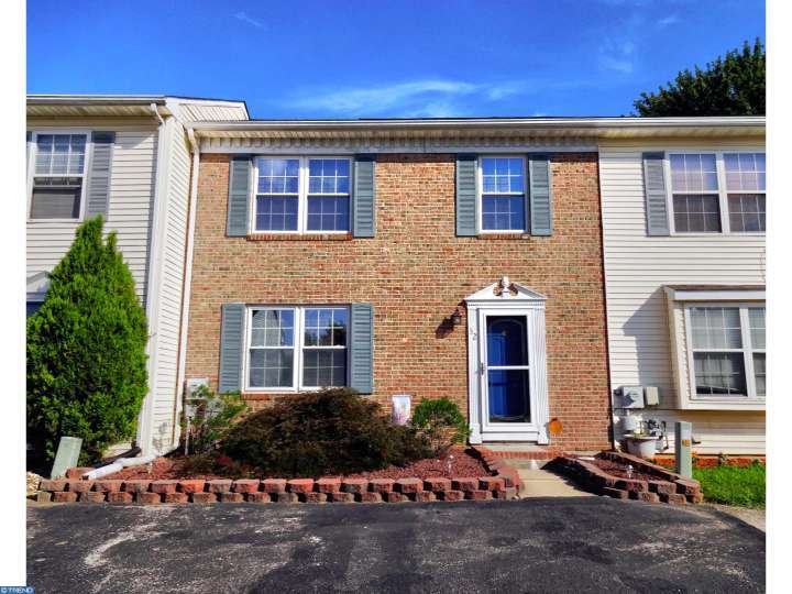 32 Shadow Ln, Bear, DE 19701 photo 1