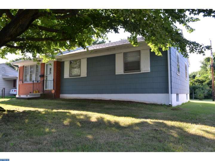 312 E North St, Smyrna, DE 19977 photo 1