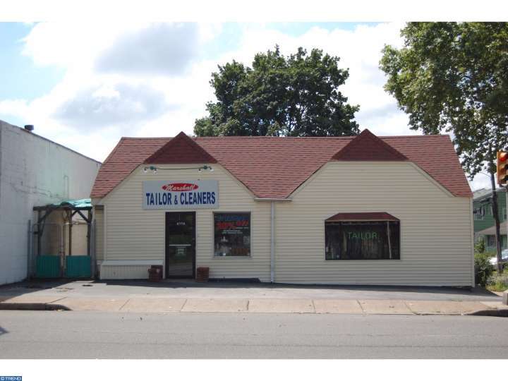 6778 Marshall Rd, Upper Darby, PA 19082 photo 1