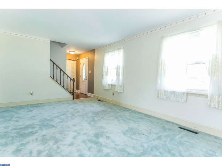 112 N Dover Ct, Bear, DE 19701 photo 8